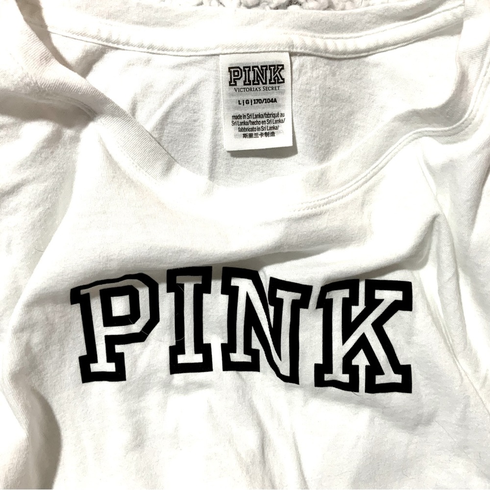 NWOT. VS PINK Short Sleeve Crew T-Shirt.